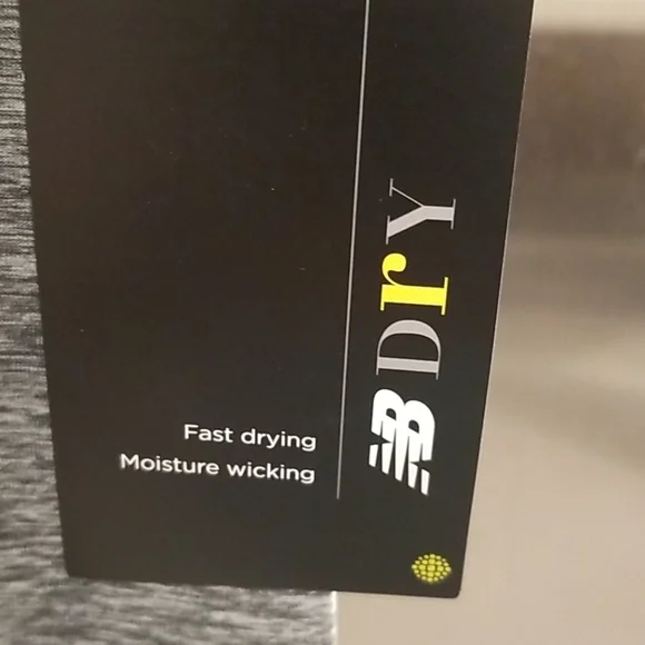 💕NEW BALANCE💕  Space Dye Copped Leggings Gray Large L NWT - Picture 10 of 13